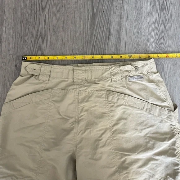 Women’s Hiking Shorts Royal Robbins Size 6 Nylon Utility Travel Outdoor Pockets - Picture 2 of 8